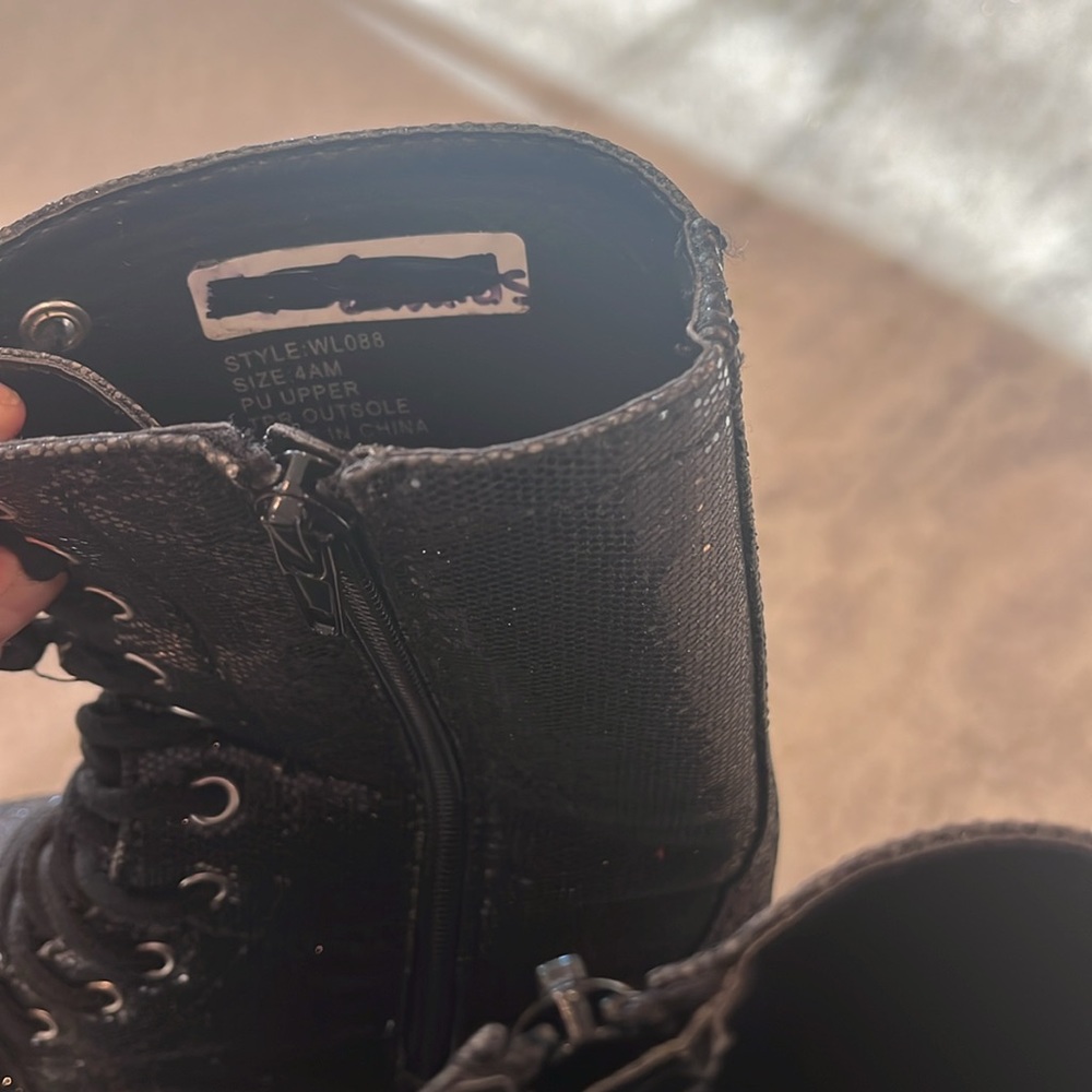 Balera Glittery Hip Hop Combat Boots, Size 4 - Picture 9 of 9